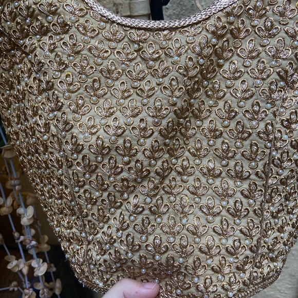 Pearl Blouse. Size - L - Picture 8 of 12